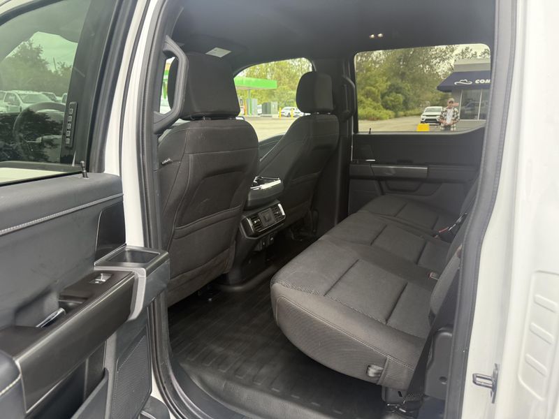 2022 Ford F-150 XLT photo 9