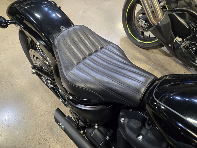 2019 HARLEY SOFTAIL STREET BOBImage 11