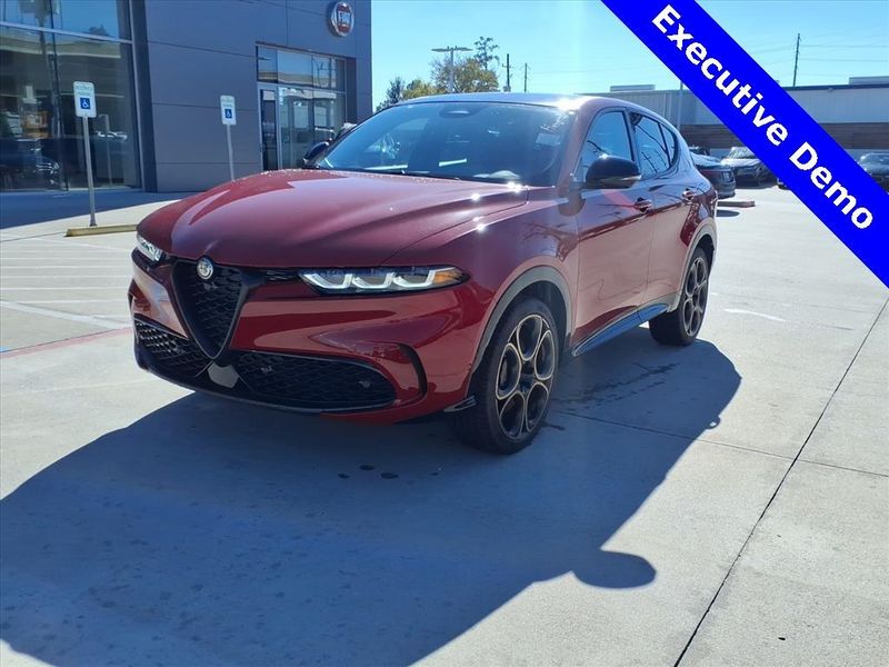 New 2025 Alfa Romeo Tonale Intensa AwdImage 2