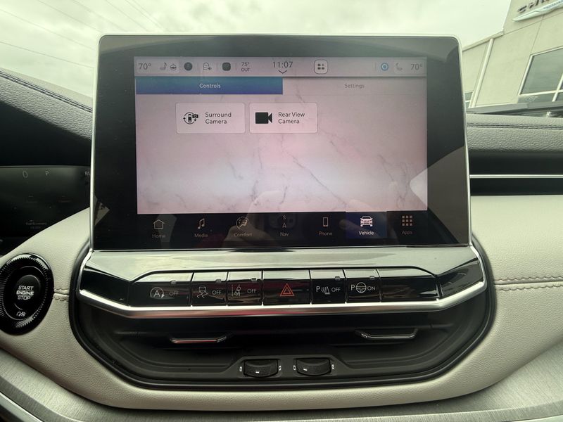 Used 2024 Jeep Compass LimitedImage 31