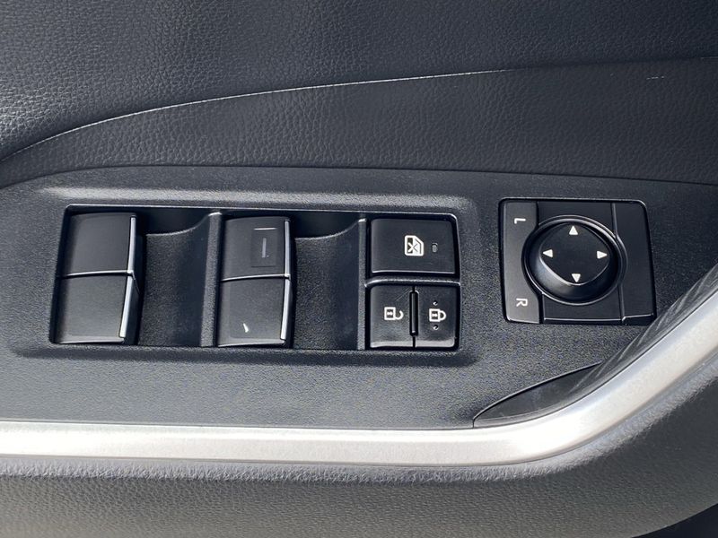 2021 Toyota RAV4 XSEImage 20