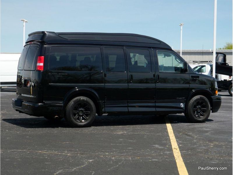 2019 Chevrolet Express 2500 Image 12