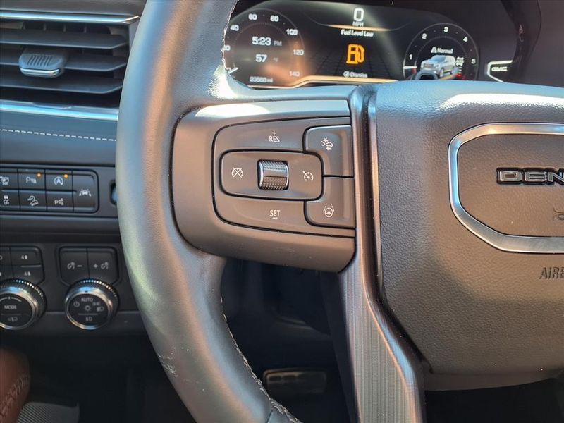 Used 2023 GMC Yukon Denali UltimateImage 19