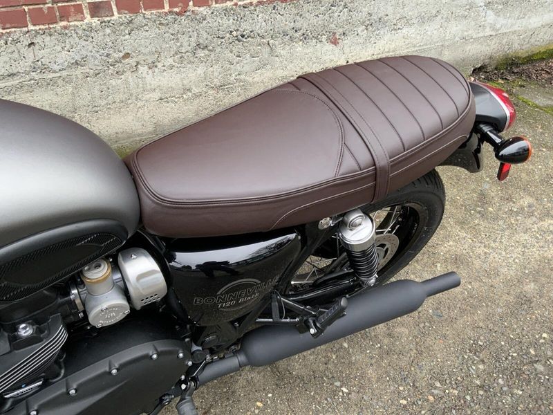 2026 Triumph BONNEVILLE T120 BLACK