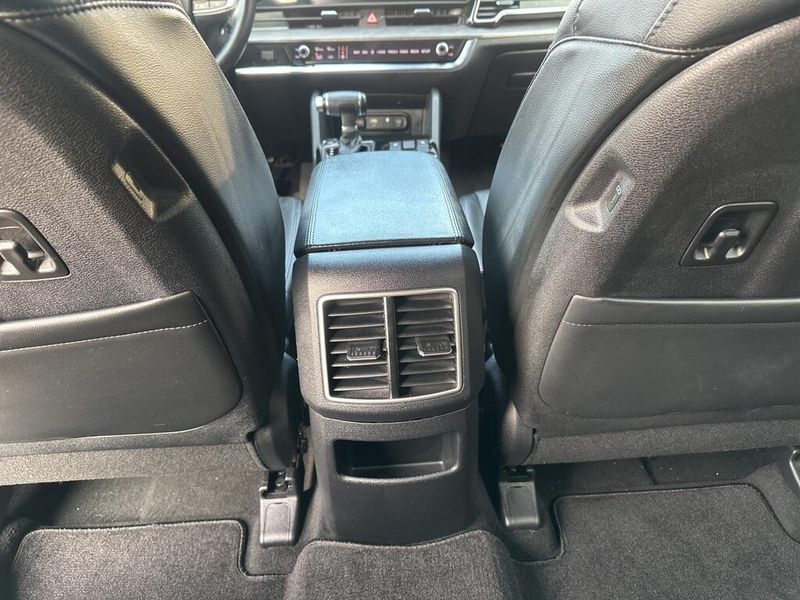 2023 Kia Sportage X-Line photo 23