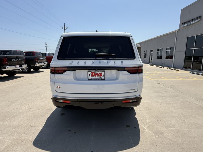 2024 Jeep Wagoneer Series IIImage 38