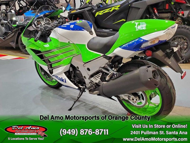 2024 Kawasaki ZX1400JRFNL-GN1  in a LIME GREEN/PEARL CRYSTAL WHITE/BLUE exterior color. Del Amo Motorsports of Orange County (949) 416-2102 delamomotorsports.com 