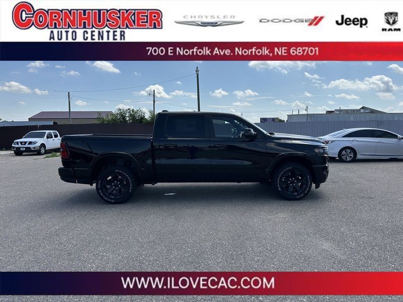 2025 RAM 1500 Big Horn Crew Cab 4x4 5