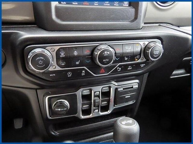 2021 Jeep Wrangler Unlimited WillysImage 18