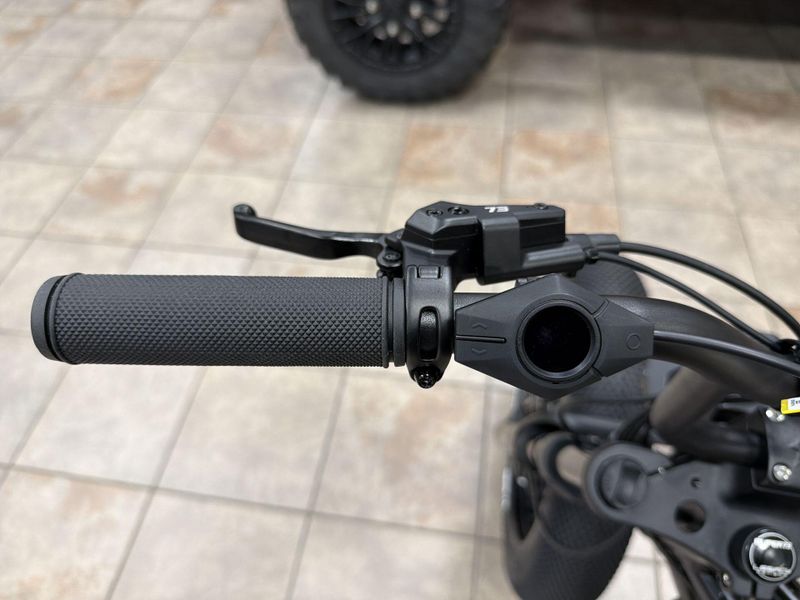 New 2025 Super73 Z MIAMI SE E-BIKE Image 25