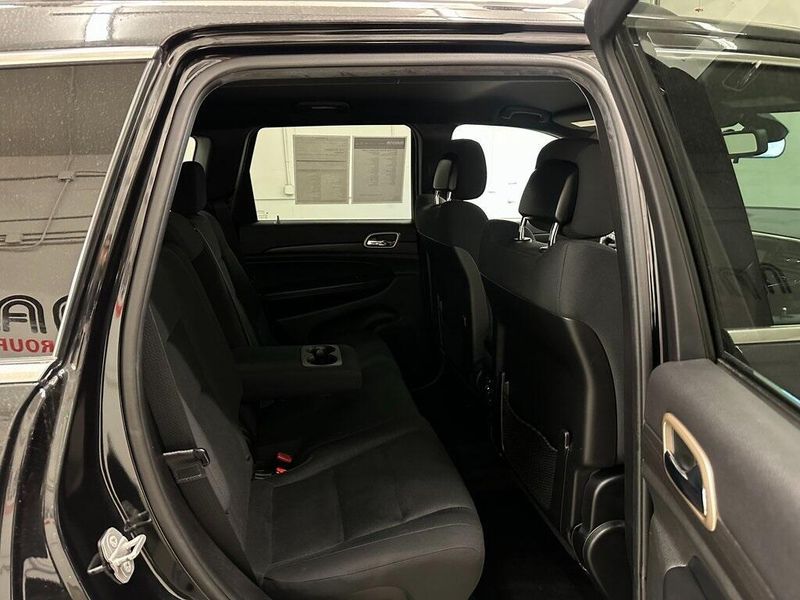 2015 Jeep Grand Cherokee LaredoImage 26