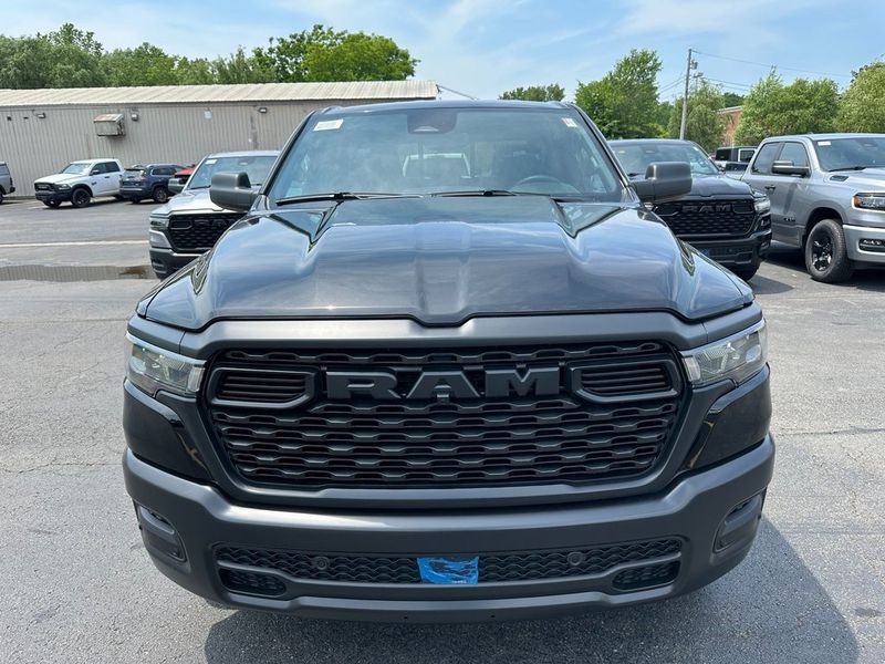 2025 RAM 1500 Tradesman Crew Cab 4x4 5