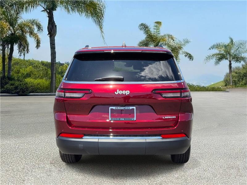 New 2026 Jeep Grand Cherokee L Laredo 4x2