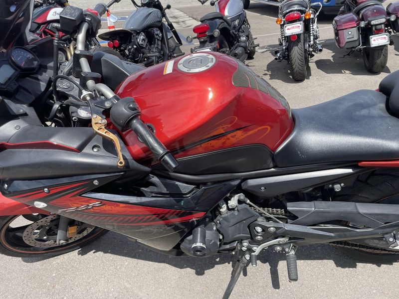 Used 2011 Yamaha FZ6R CA Image 18