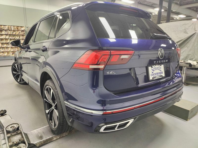 Used 2024 Volkswagen Tiguan AWD SEL R-Line w/Sunroof/NavImage 15