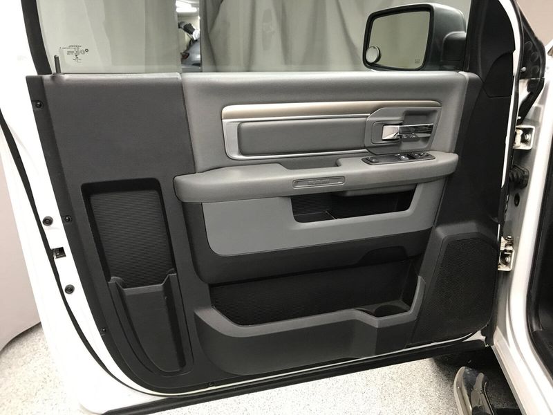 Used 2017 RAM 1500 Big HornImage 3