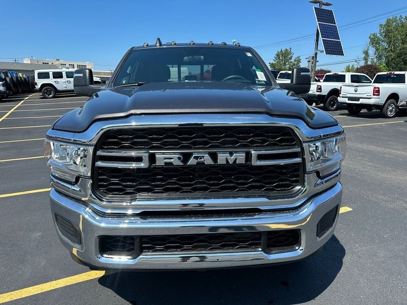 2024 RAM 2500 Tradesman Crew Cab 4x4 6