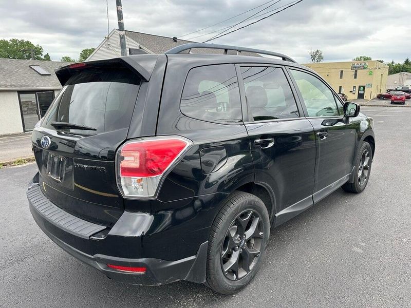 2018 Subaru Forester 2.5i PremiumImage 12