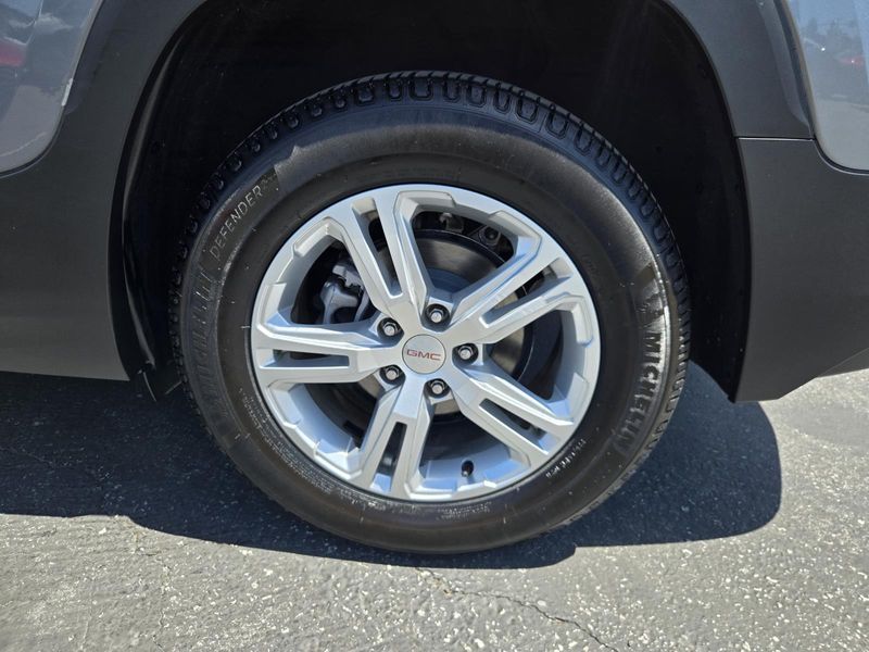 Used 2018 GMC Terrain FWD 4dr SLE