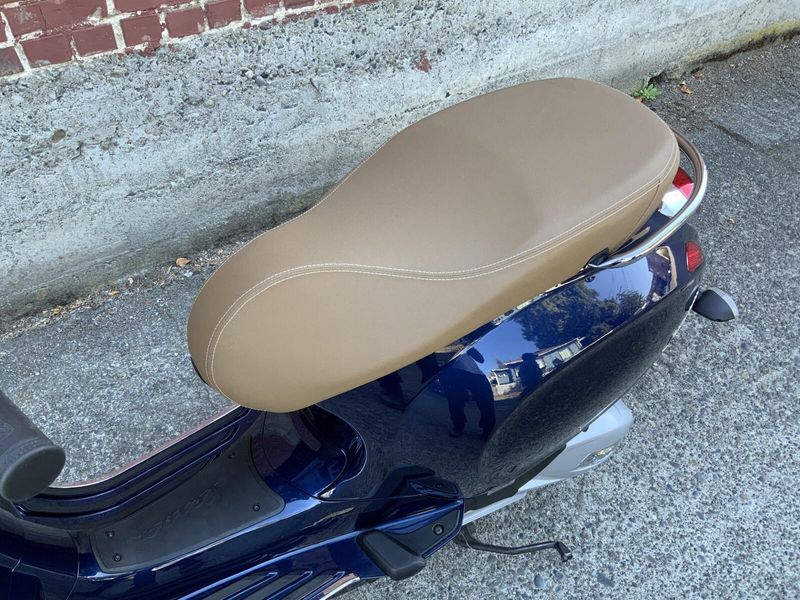 Used 2021 Vespa PRIMAVERA 150 