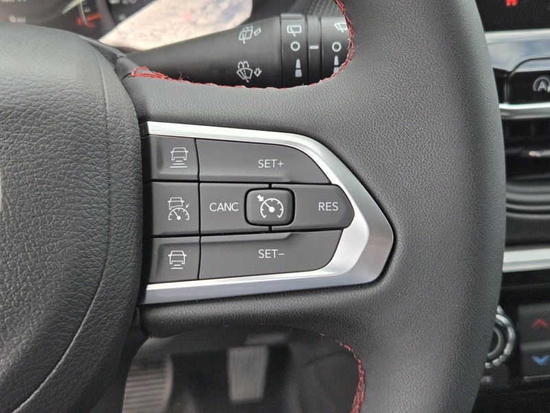 New 2026 Jeep Compass Trailhawk 4x4