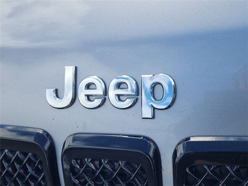 2020 Jeep Cherokee Latitude in a Billet Silver Metallic Clear Coat exterior color and Blackinterior. Raymond Auto Group 888-703-9950 raymonddeals.com 
