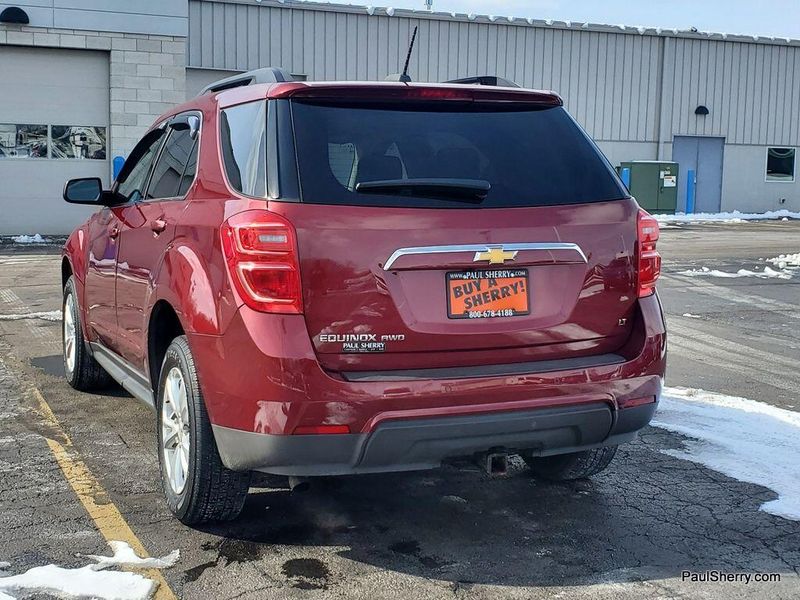 2017 Chevrolet Equinox LTImage 9