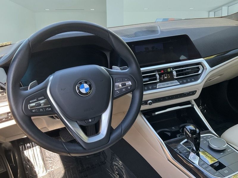 2022 BMW 3 Series 330iImage 27