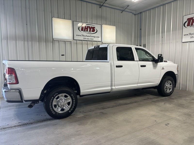 2024 RAM 3500 Tradesman Crew Cab 4x4 8