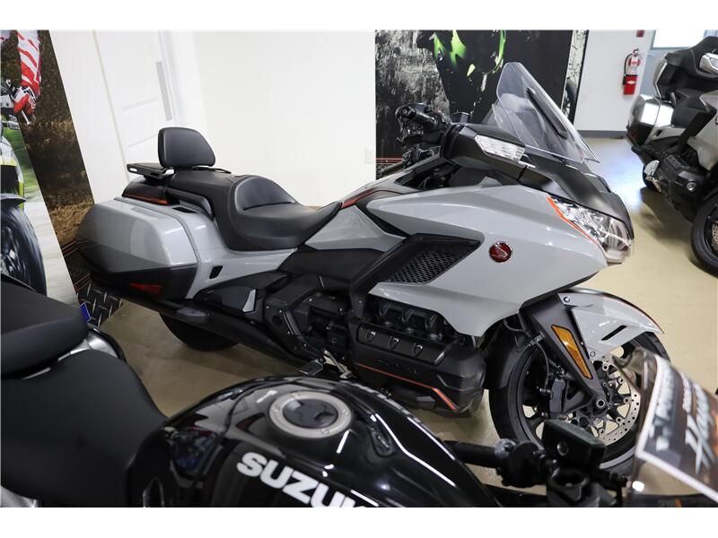 Used 2021 Honda Goldwing Image 2