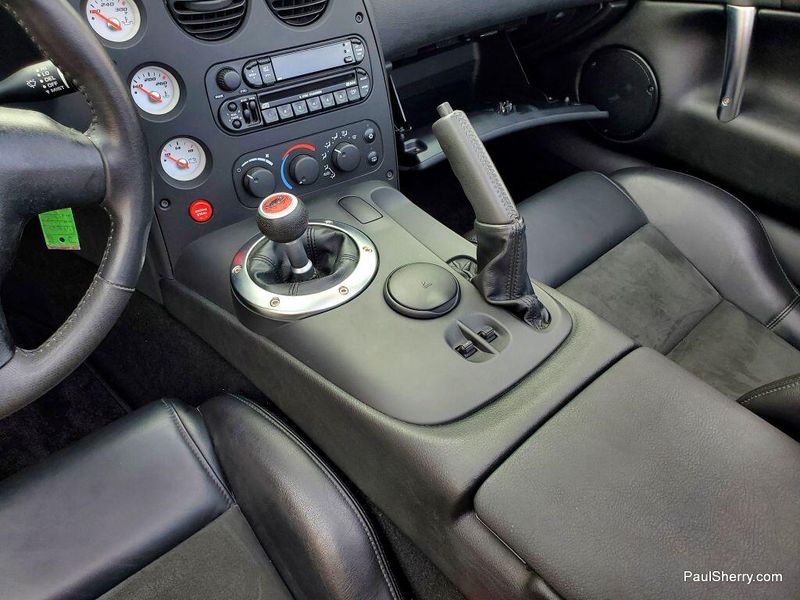 2003 Dodge Viper SRT-10Image 40