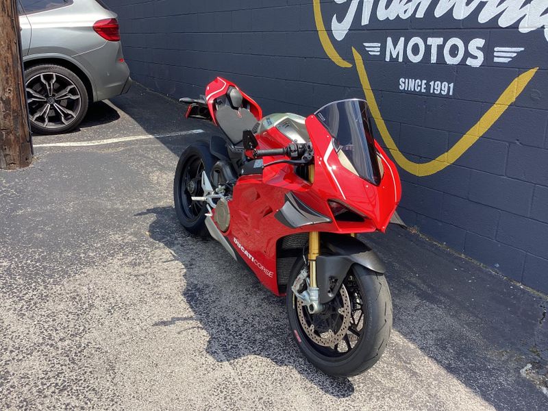 2020 Ducati Panigale V4 R