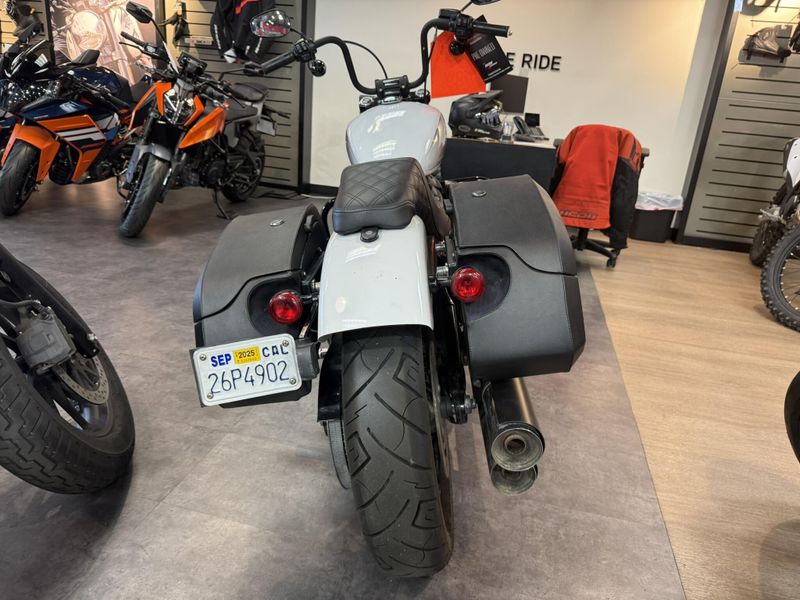 Used 2021 Harley-Davidson SOFTAIL STREET BOB 114 Image 15