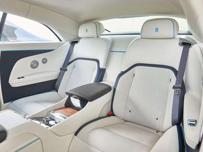 Used 2025 Rolls-Royce Spectre Image 20