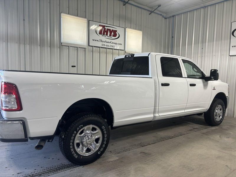 2024 RAM 3500 Tradesman Crew Cab 4x4 8