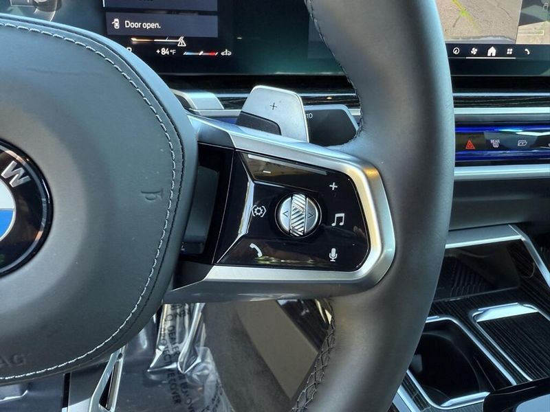Used 2025 BMW 7 Series 740iImage 25