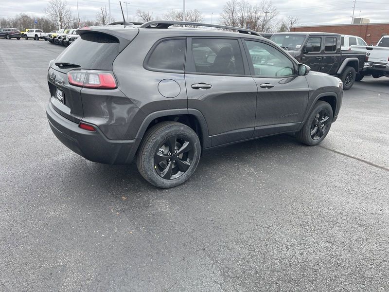 2023 Jeep Cherokee Altitude Lux 4x4Image 5