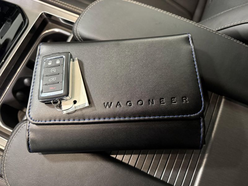 2026 Jeep Grand Wagoneer L 4x4Image 23