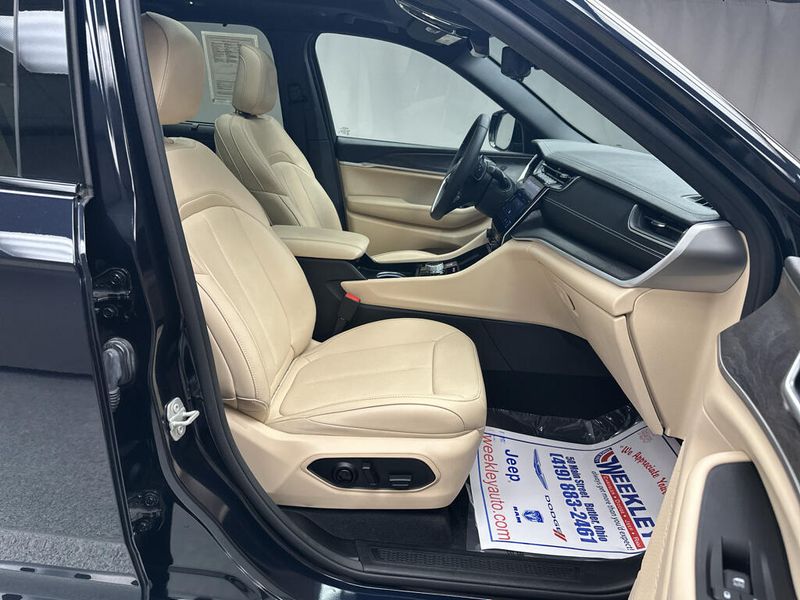 Used 2024 Jeep Grand Cherokee LimitedImage 23