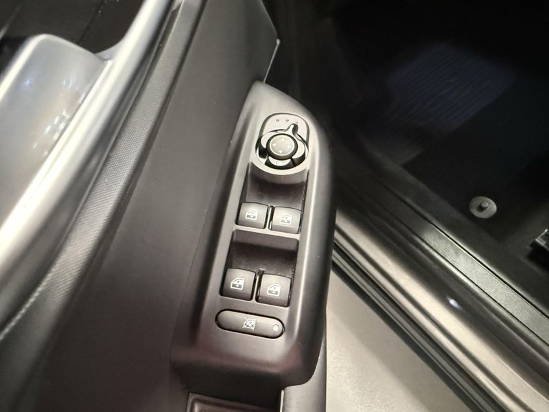Used 2024 Alfa Romeo Tonale Ti Premium eAWD w/SunroofImage 25