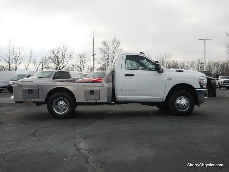 2024 RAM 3500 Tradesman Chassis Regular Cab 4x4 60