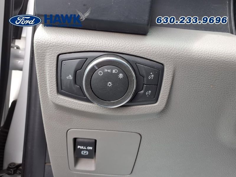 2020 Ford F-150 XL photo 16