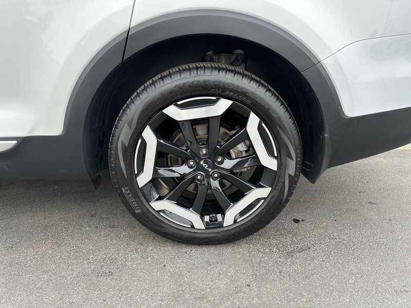 2025 Kia Telluride EXImage 14