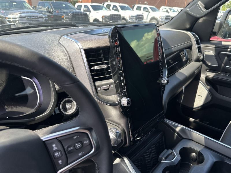 New 2025 RAM 1500 Laramie Crew Cab 4x4 5