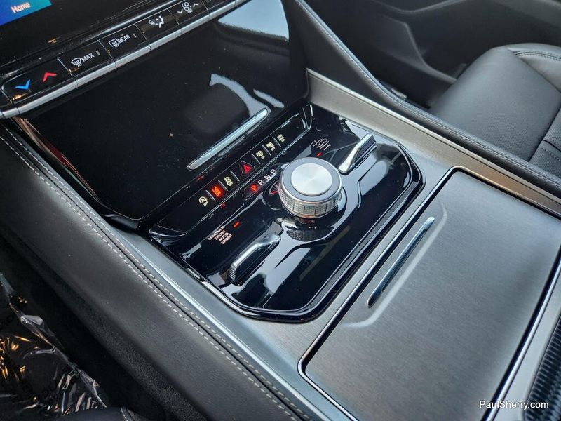 2026 Jeep Grand Wagoneer Limited Reserve 4x4
