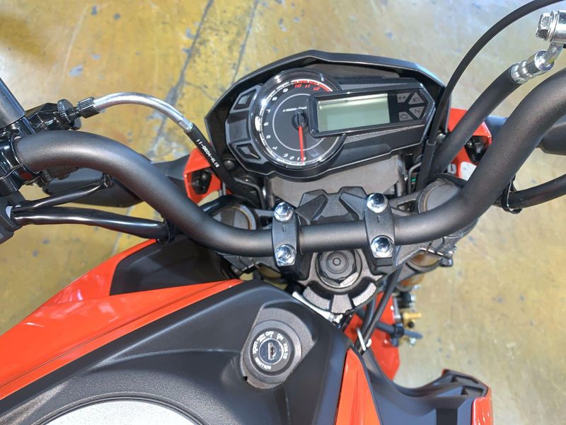 2025 Kawasaki Z125 PRO Image 21
