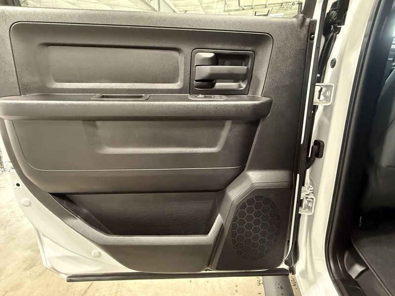 Used 2025 RAM 2500 TradesmanImage 17