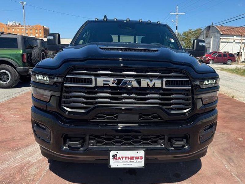 New 2027 RAM 3500 Big HornImage 2