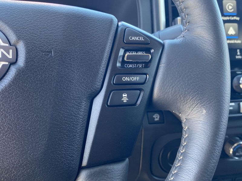 Used 2025 Nissan Frontier SVImage 27