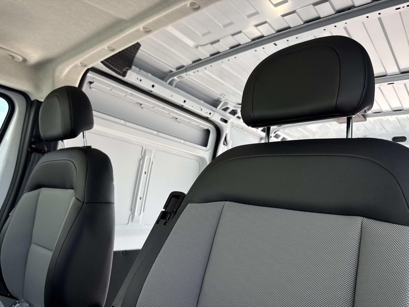 New 2026 RAM Promaster 1500 Slt Cargo Van High Roof 136' Wb